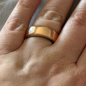 Rose Gold Fitness Ring Size 8 Oura LIKE NEW 3rd Gen